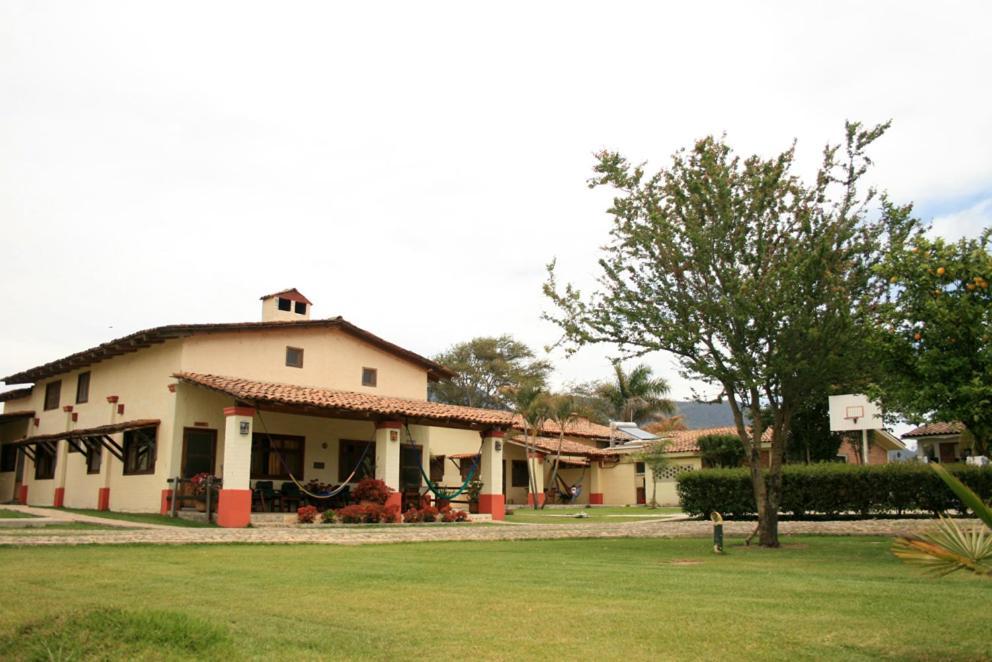 Hotel Rancho La Esmeralda Mascota Exterior foto